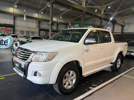 TOYOTA HILUX 2.7 SRV 4X4 CD 16V FLEX 4P AUTOMÁTICO